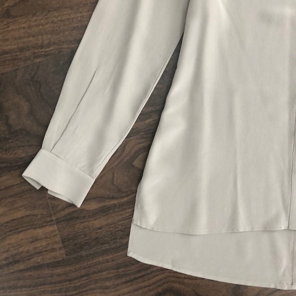 Marciano Silk Blouse 💫 - Picture 5 of 7